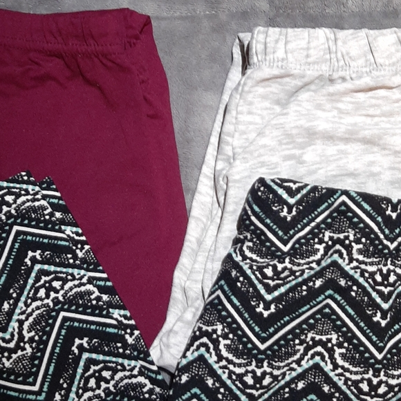 Set of three butter soft leggings - Picture 2 of 2